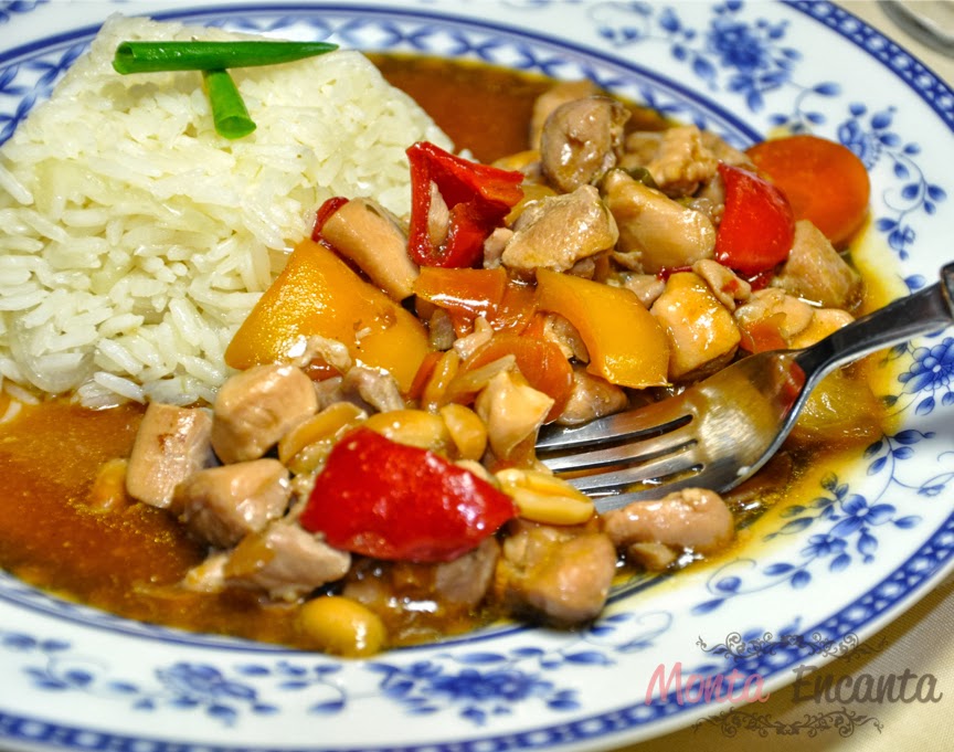 Frango Xadrez é aquela receitinha muito fácil pra você fazer em casa e