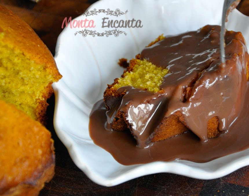 bolo de cenoura com calda de brigadeiro