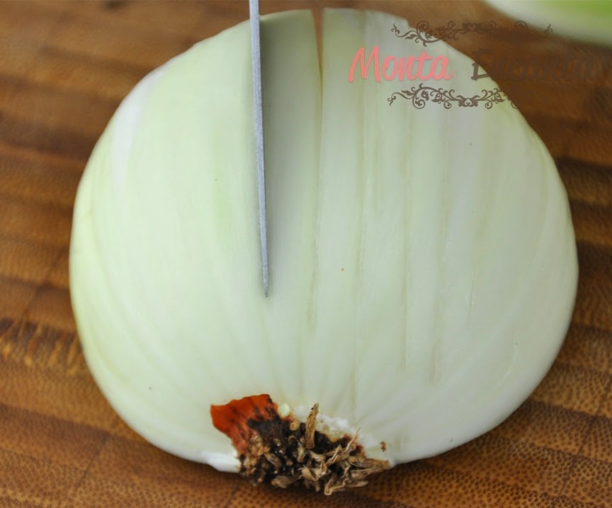 Cebola corte julienne e brunoise facilita o trabalho na cozinha!