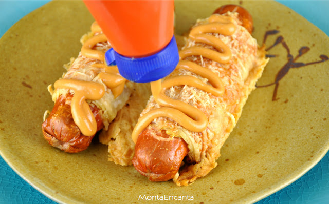 Hot Dog folhado de parmesão crocante