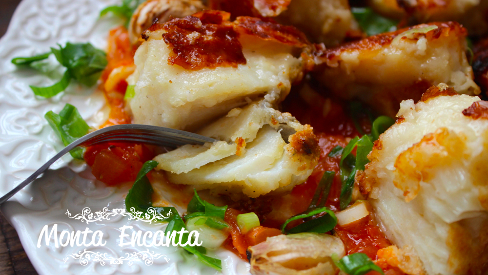 Bacalhau grelhado ao tomatinho