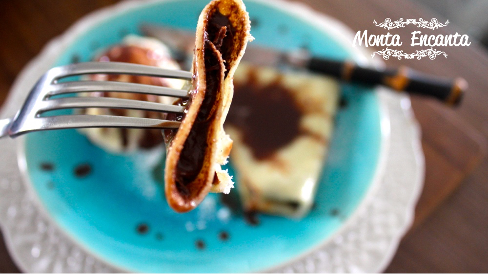 Crepe de chocolate com sorvete