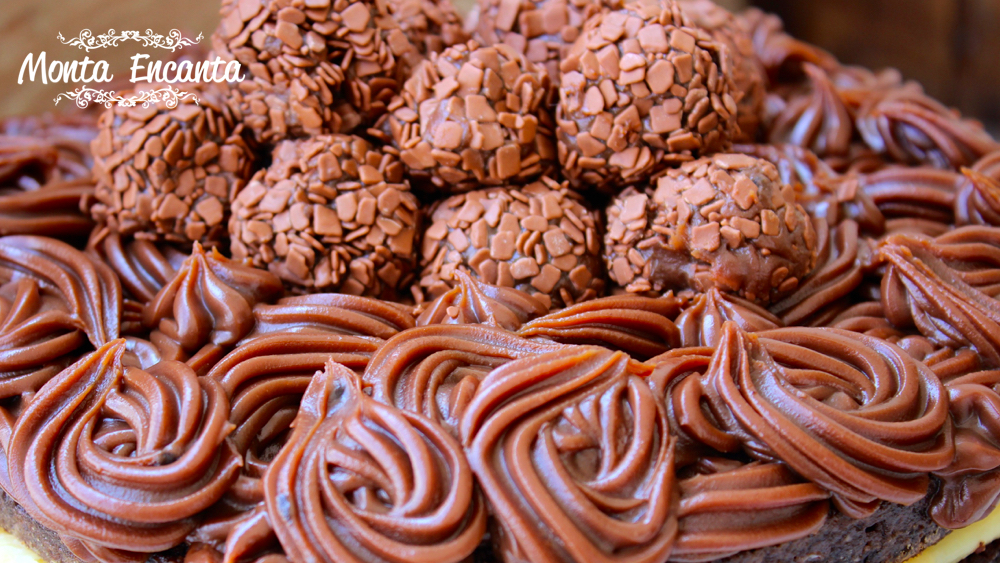 Bolo de Brigadeiros