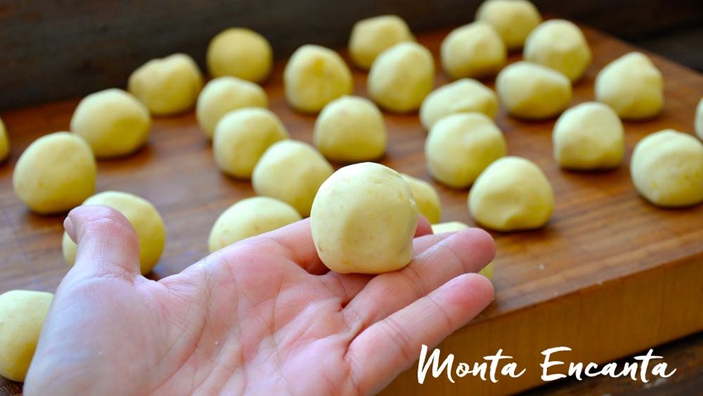 Pão de Queijo sem lactose surpreende de tão bom!