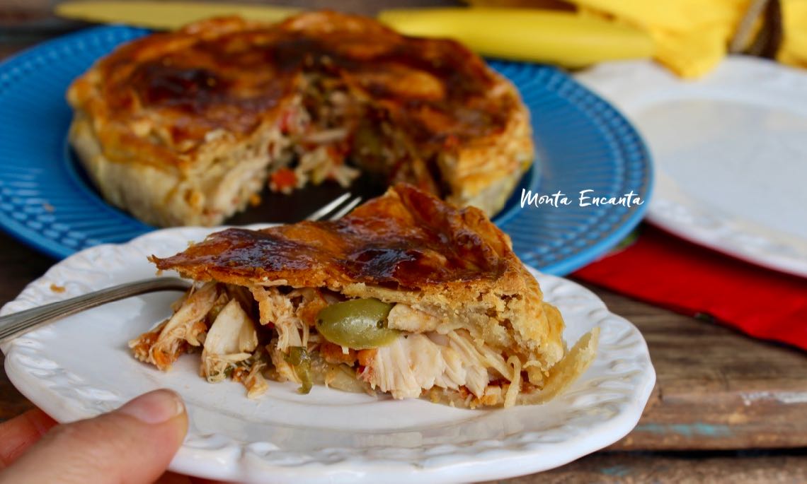Restodonte Torta Folhada de Chester ou Frango