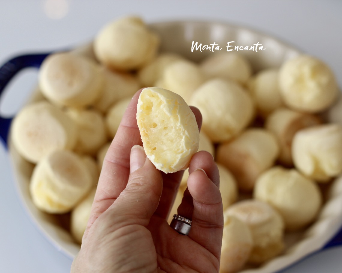 pao de queijo