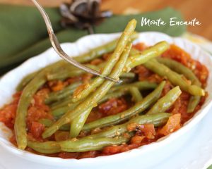 vagem refogada com tomate quente