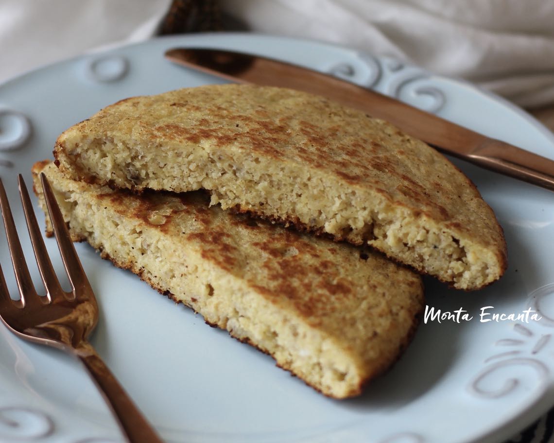 Pão Fit de Frigideira sem glúten, com banana e aveia! - Monta Encanta