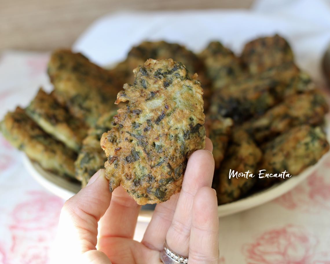 Bolinho de Espinafre, é saudável, uma delícia e fácil de fazer. 