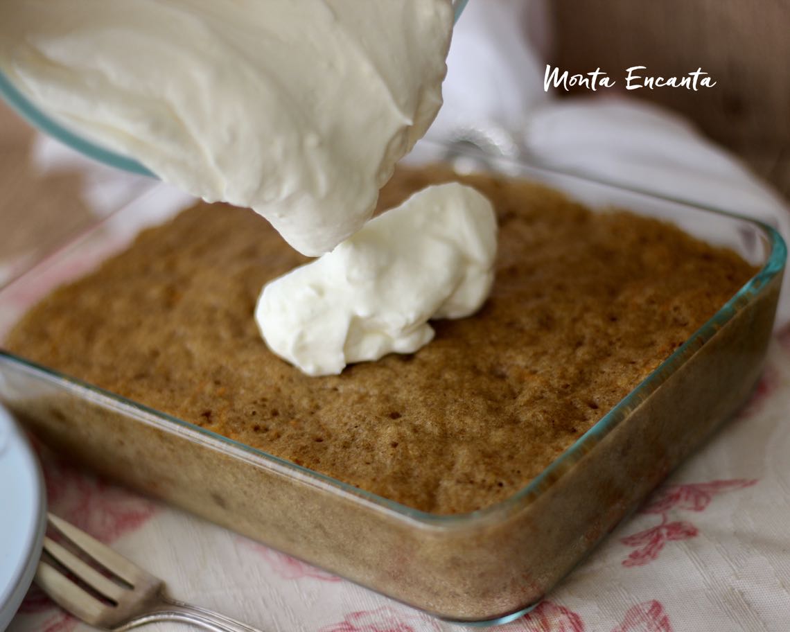 bolo de cenoura americano