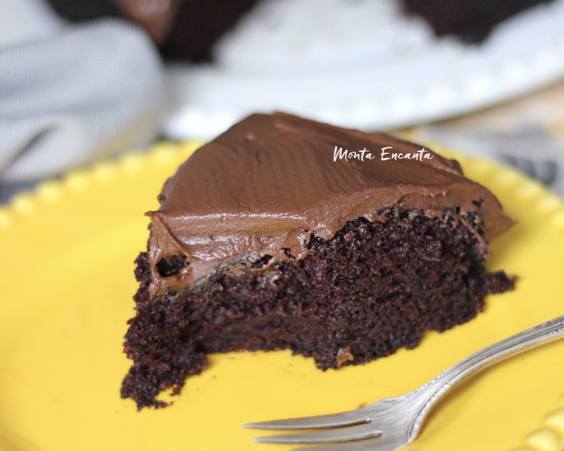 Cobertura para bolo de chocolate em 1 min