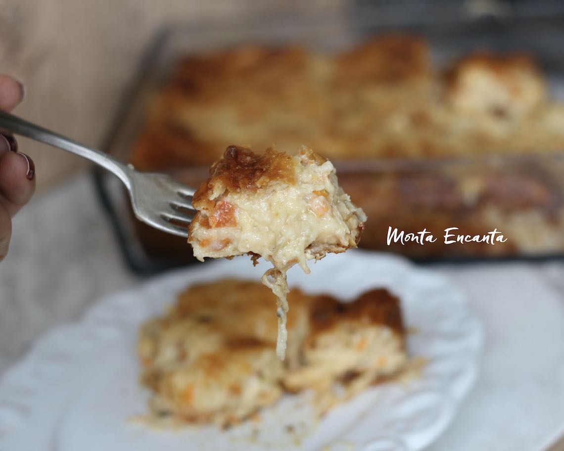 torta de tapioca com frango cremoso e sem gluten de liquidificador