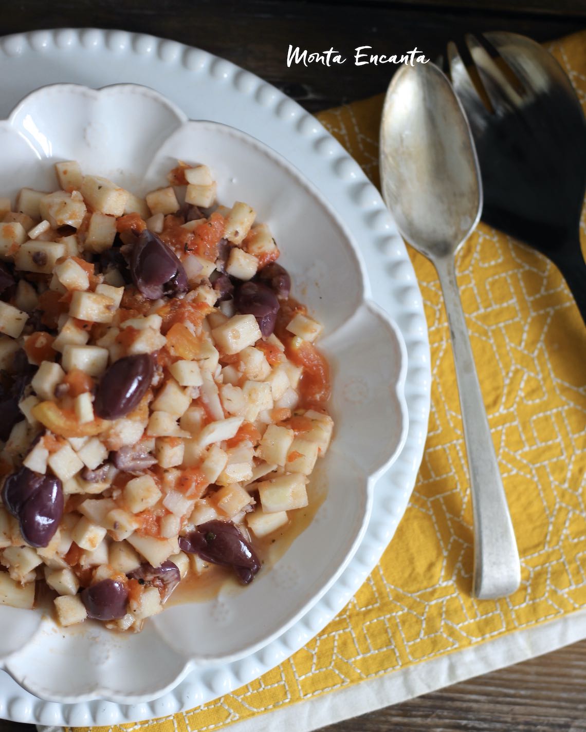 Palmito com tomate quente e azeitonas