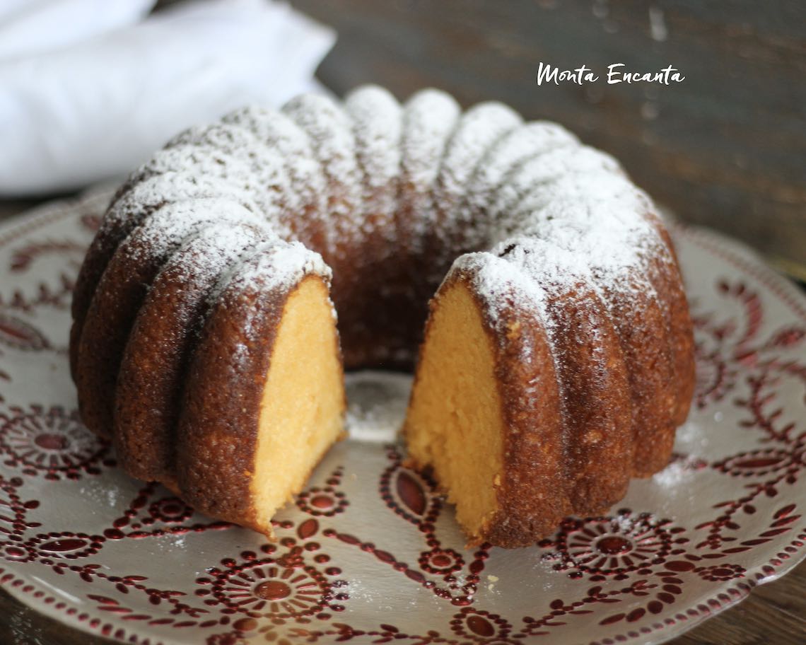 bolo de mamao com iogurte é fofinho, úmido e muito gostoso