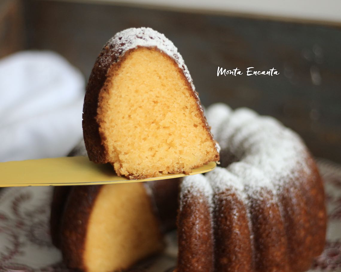 bolo de mamao com iogurte é fofinho, úmido e muito gostoso