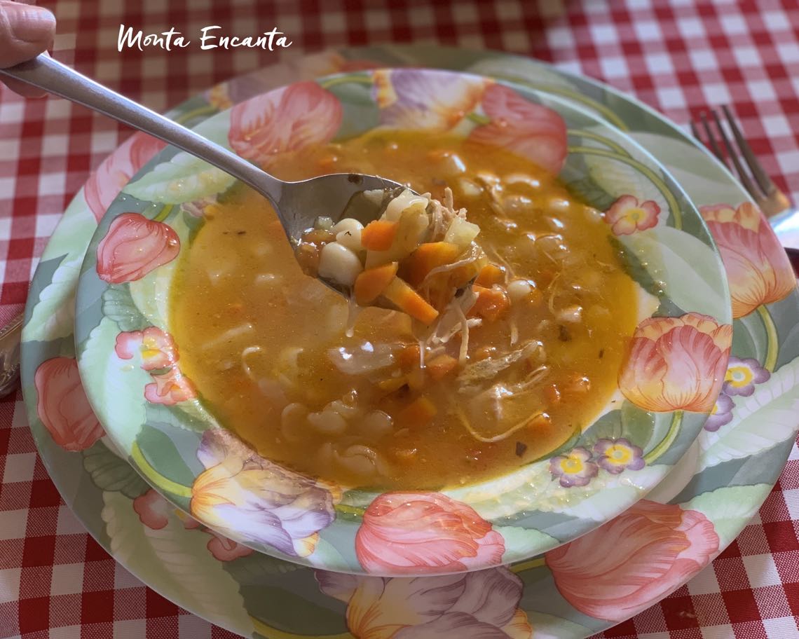 sopa econômica de frango