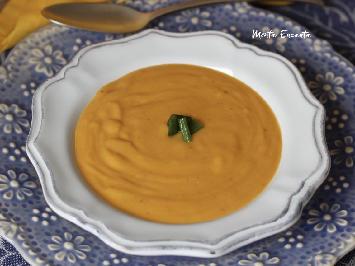 sopa de legumes com creme de leite