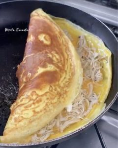omelete de frango com cream cheese BIG