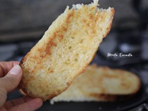 pão de dez dobras sem sova, pão de panela com tampa