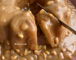 bolo de amendoim