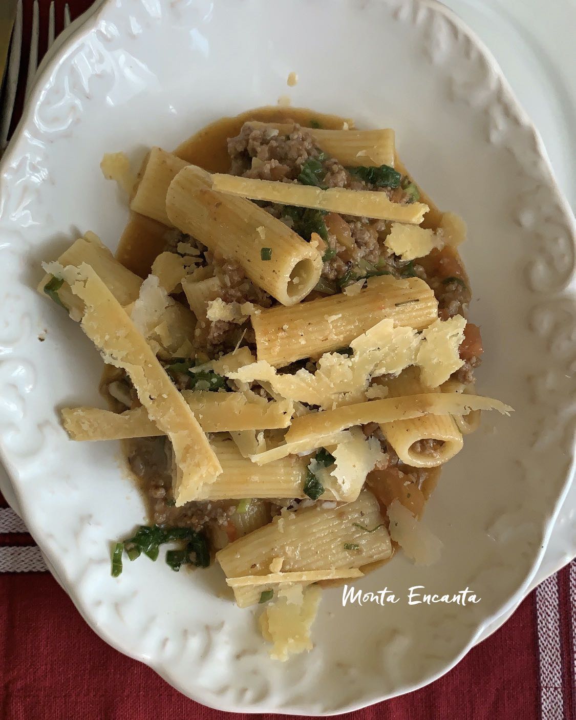 Macarrão a bolonhesa 