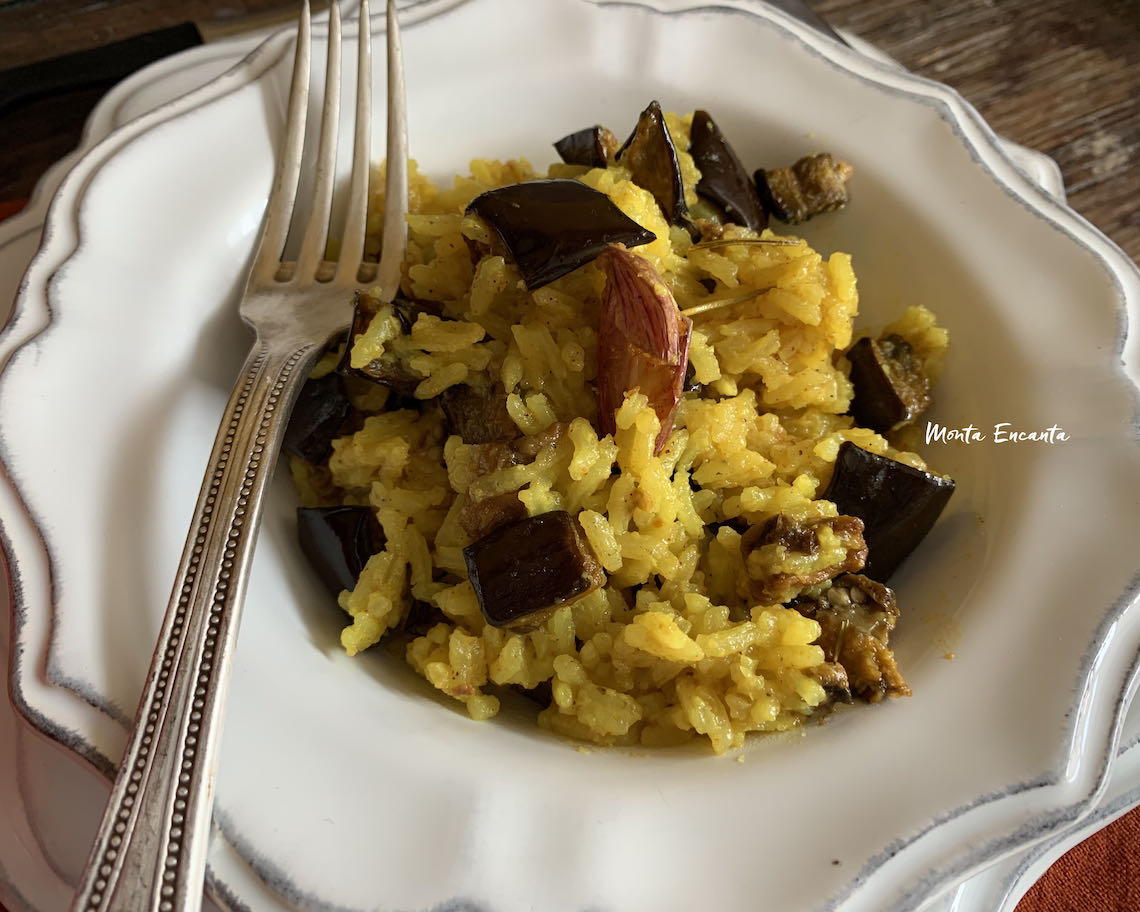 arroz com berinjela e açafrão