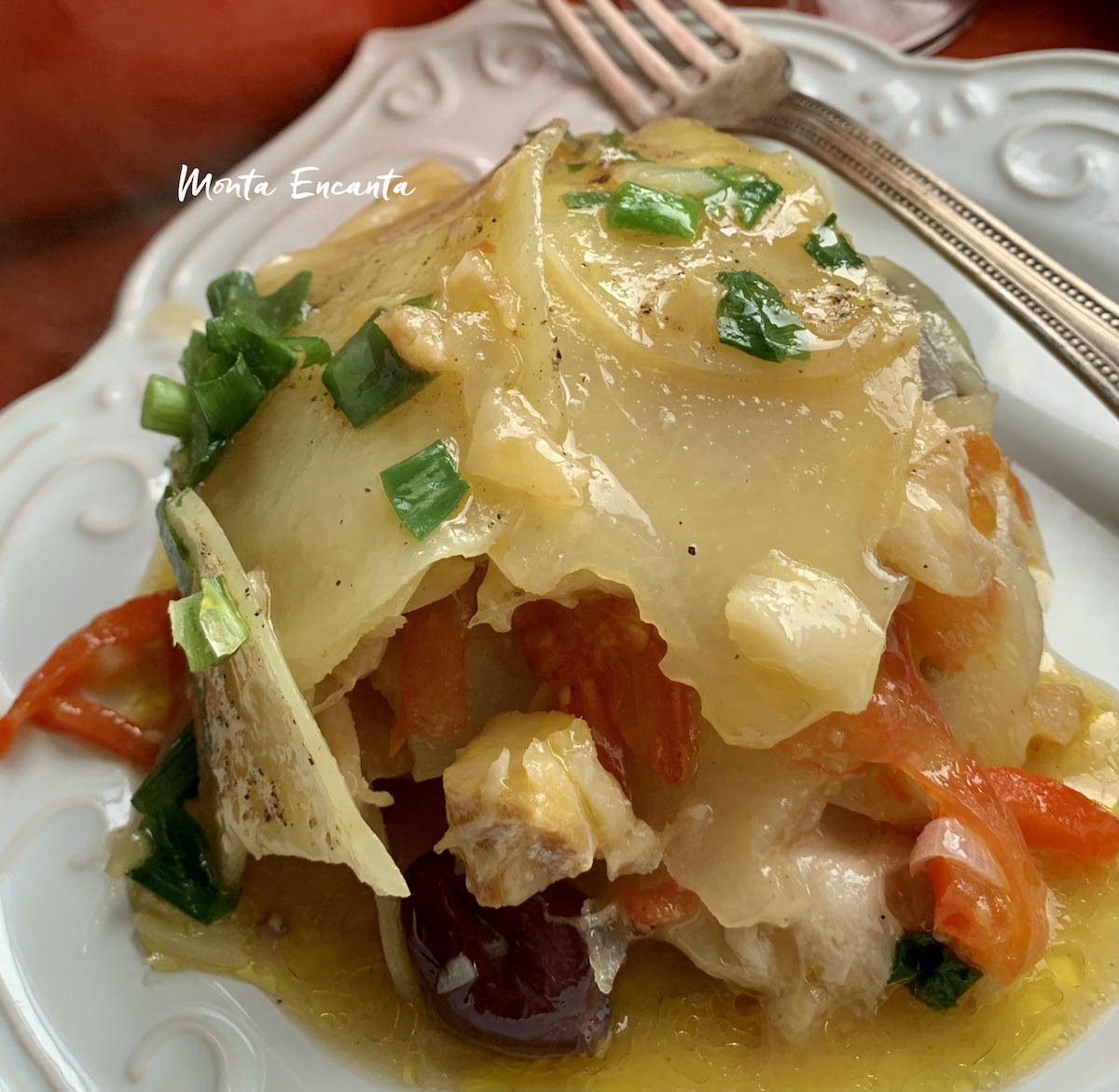 bacalhau da tia neusa, cozido no azeite, uma panela só, pronto em 25minutos