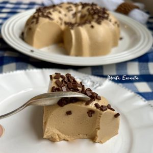 pudim de doce de leite com coco
