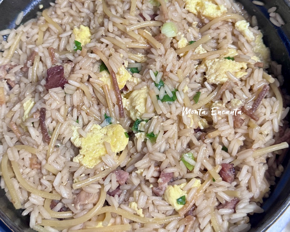 arroz com macarrão