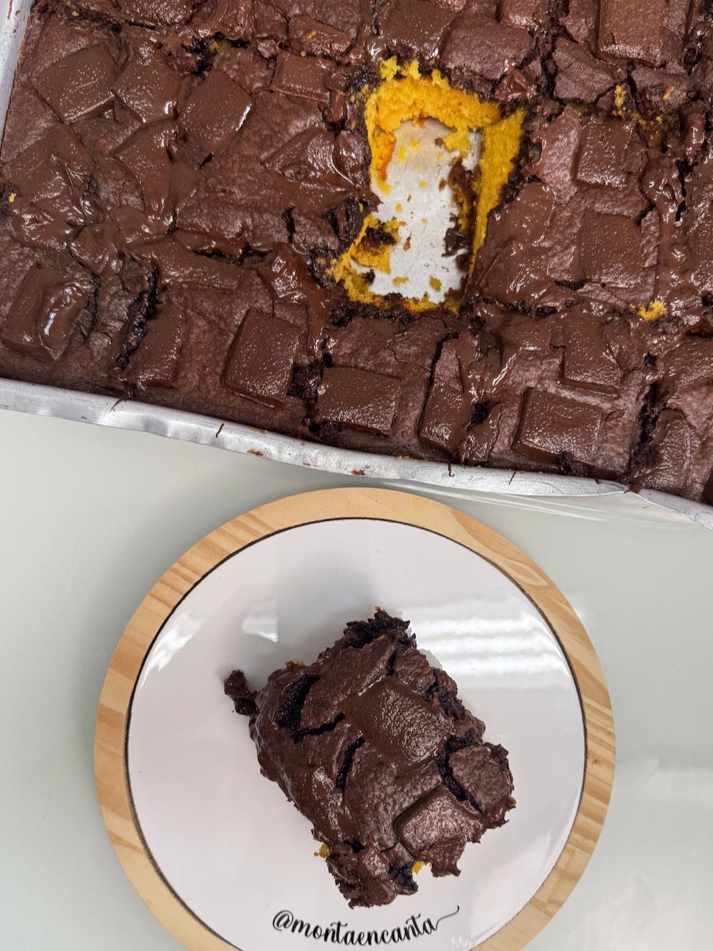bolo de cenoura com brownie