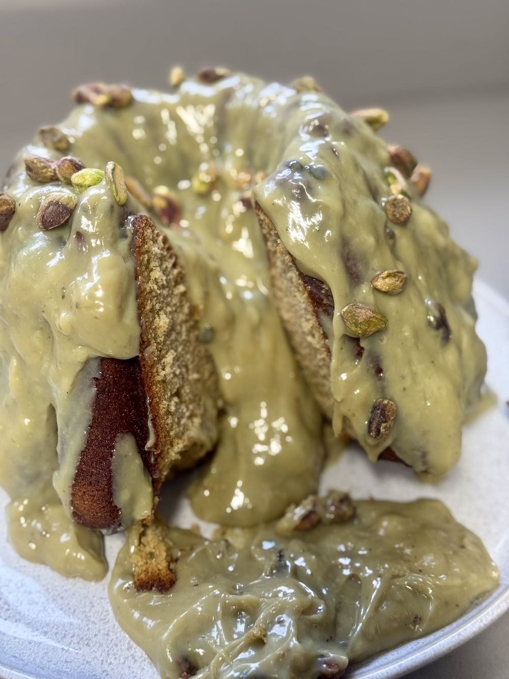 bolo de pistache